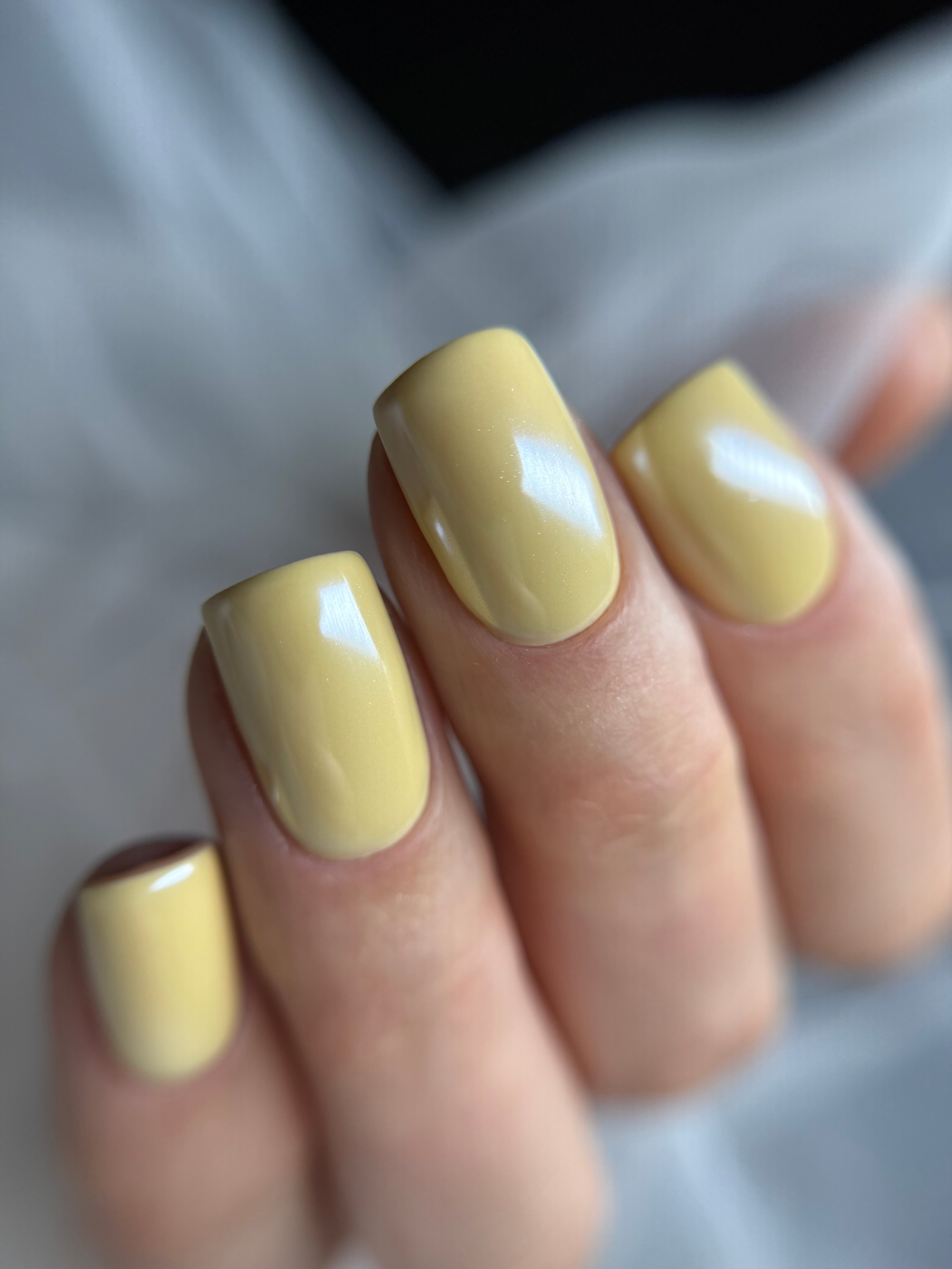 6050 Dark Cream