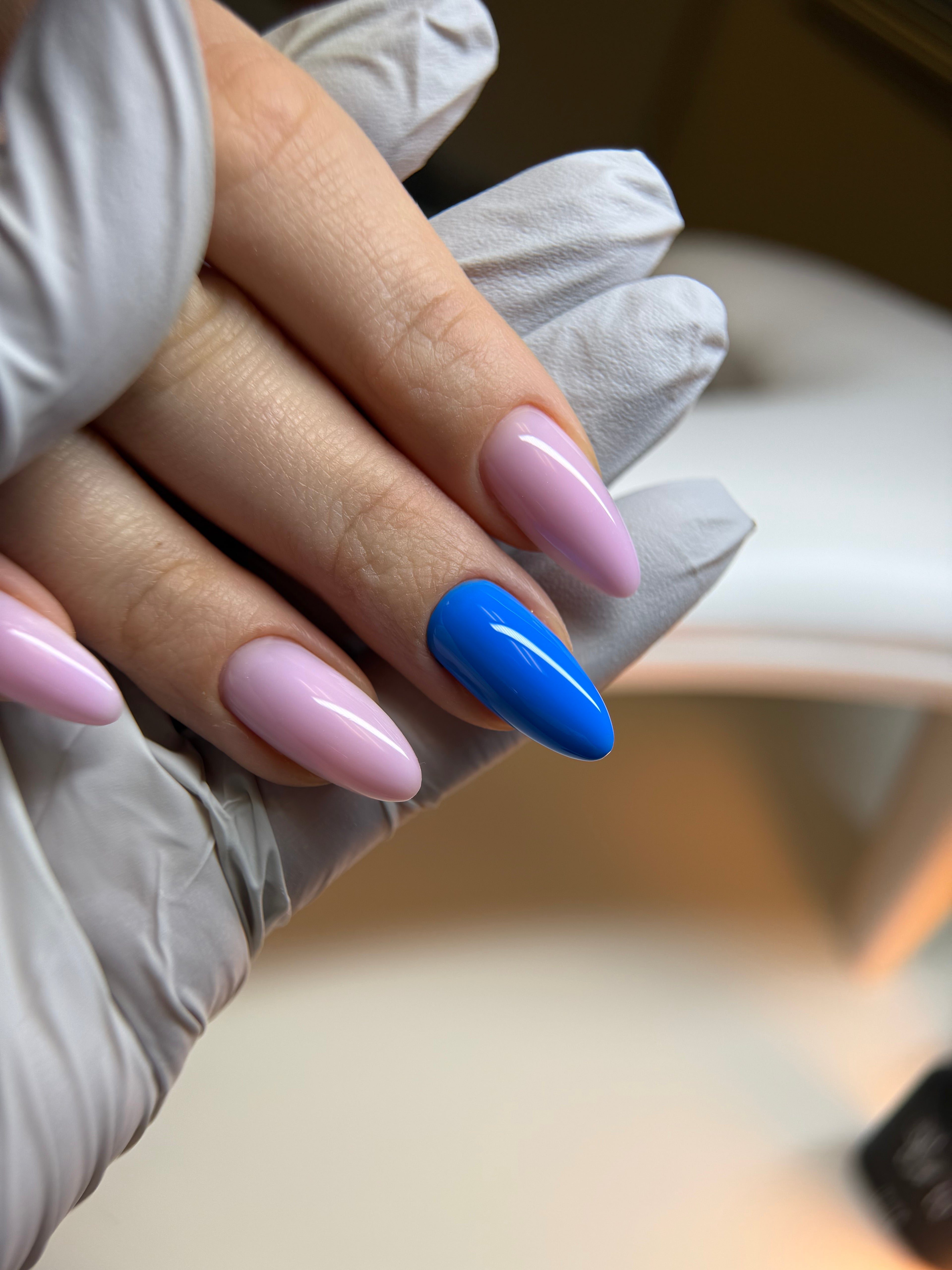 4050 Azure Blue